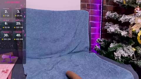 lea_loon online show from 12/29/24, 01:56