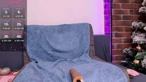 lea_loon online show from 01/01/25, 06:26