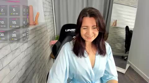 Lea online show from 10/20/25, 12:55