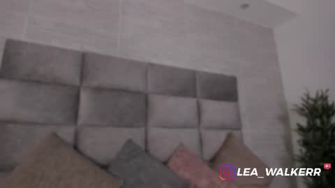 lea_walkerr online show from 07/09/26, 07:18