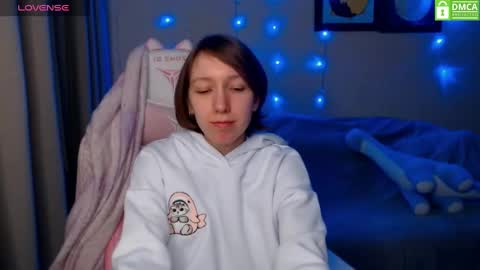 Snapshot of leah__gotty chatting on 12/29/24, 03:03 Leah  Gotty online show from 12/29/24, 03:03