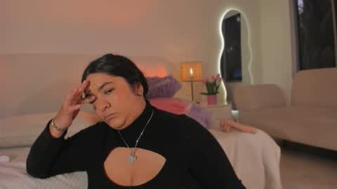 Leah online show from 10/28/25, 04:09