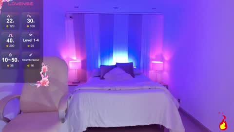 Leah  Greyy online show from 12/06/24, 11:22