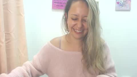 Snapshot of leah_susman chatting on 03/11/25, 04:54 leah_susman online show from 03/11/25, 04:54