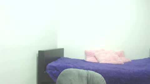 Snapshot of leah_susman chatting on 09/13/25, 02:00 leah_susman online show from 09/13/25, 02:00