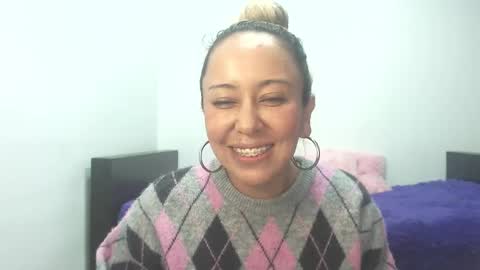 Snapshot of leah_susman chatting on 09/23/25, 01:41 leah_susman online show from 09/23/25, 01:41