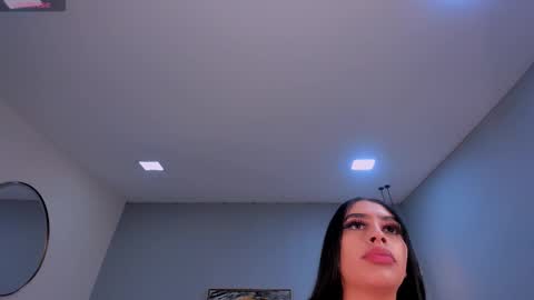 leahlombardi_ online show from 10/16/25, 02:56