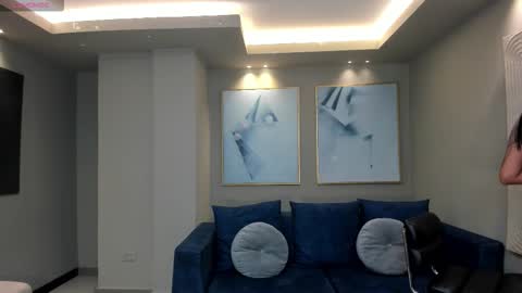 leahnovac online show from 11/05/25, 11:10