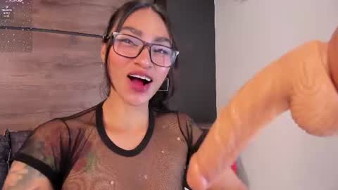 Hey Im Lea online show from 06/30/26, 04:30