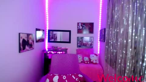 Leandra online show from 03/07/25, 06:00