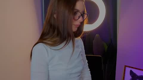 Sophie online show from 04/18/26, 07:58