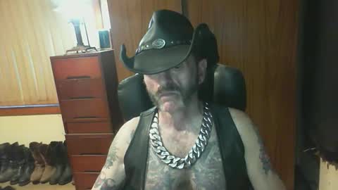 leathergreaser online show from 02/18/26, 08:32