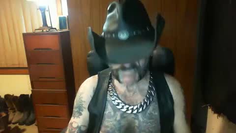 leathergreaser online show from 03/30/26, 07:37