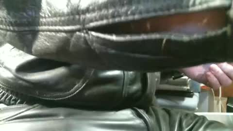 Snapshot of leathermotocross001 chatting on 03/29/26, 05:46 Leathermotocross online show from 03/29/26, 05:46