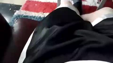 Snapshot of leatherpants68 chatting on 06/02/26, 04:53 leatherpants68 online show from 06/02/26, 04:53