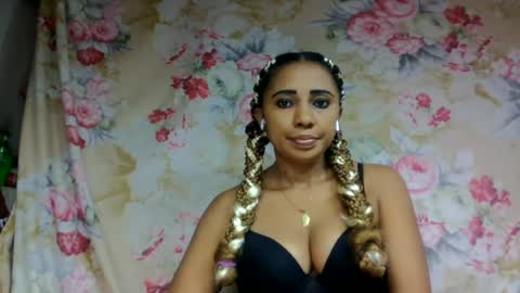 Snapshot of leatianaa chatting on 06/17/26, 01:12 leatianaa online show from 06/17/26, 01:12