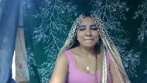 Snapshot of leatianaa chatting on 06/28/26, 11:22 leatianaa online show from 06/28/26, 11:22