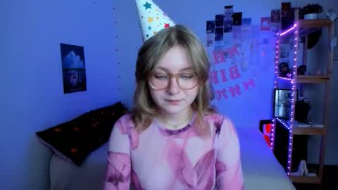 Ellie online show from 12/17/25, 11:00