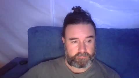 lecheare28 online show from 02/24/25, 07:41