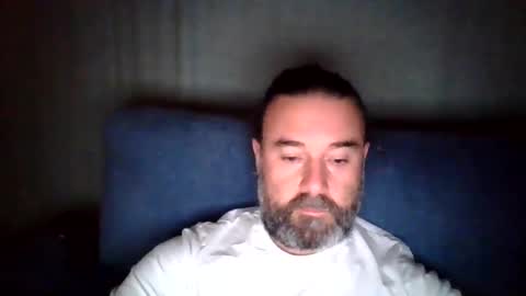 lecheare28 online show from 11/18/25, 06:12