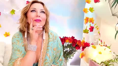 ledy mary online show from 11/23/25, 05:57