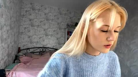 Kate online show from 04/17/26, 10:18