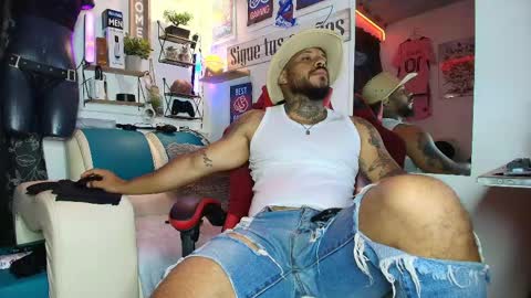 leenar_key online show from 04/21/26, 02:12