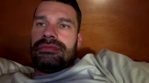 Snapshot of leexxx_69 chatting on 10/20/25, 02:01 leexxx_69 online show from 10/20/25, 02:01