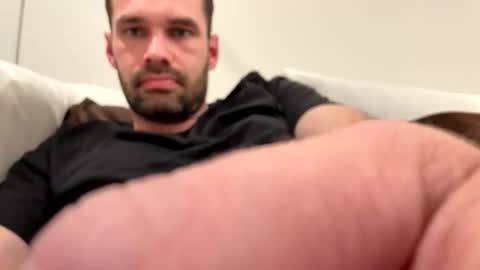 Snapshot of leexxx_69 chatting on 10/28/25, 01:09 leexxx_69 online show from 10/28/25, 01:09