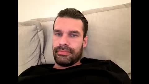 Snapshot of leexxx_69 chatting on 12/02/25, 01:33 leexxx_69 online show from 12/02/25, 01:33