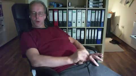 Dave online show from 09/09/25, 09:36