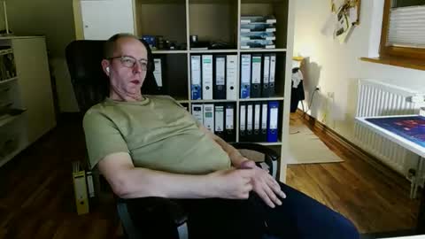 Dave online show from 04/19/26, 09:39