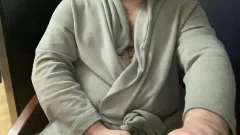 legallyhard04141998 online show from 02/08/25, 09:04