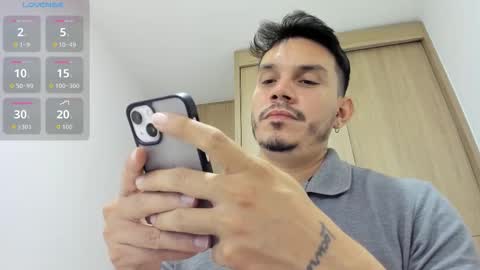 Alejandro online show from 10/23/25, 10:14