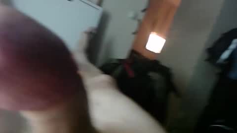 Snapshot of legstrong chatting on 01/06/25, 02:25 legstrong online show from 01/06/25, 02:25