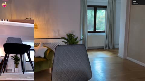 Elle  online show from 10/18/25, 12:50