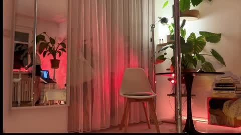 legsylegsinton online show from 04/28/26, 08:25