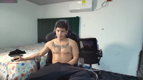  Lei  online show from 01/30/25, 03:11