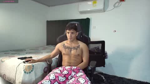  Lei  online show from 02/04/25, 10:34