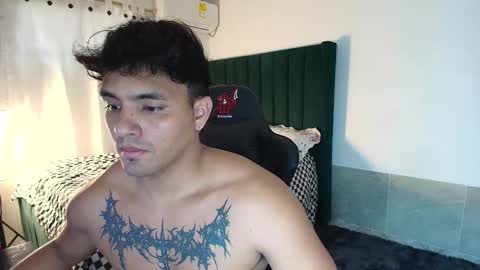  Lei  online show from 10/15/25, 07:03