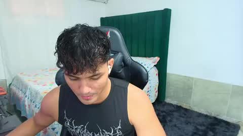  Lei  online show from 04/22/26, 08:10