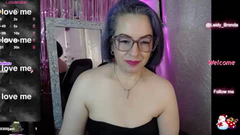 Leidy Brenda online show from 12/15/24, 04:51