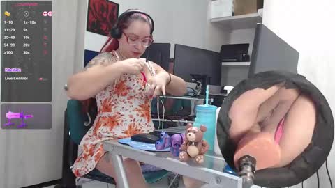 LeidyDi223 online show from 11/21/25, 02:38