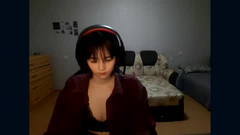 Viola online show from 04/21/26, 01:42