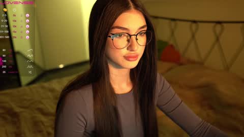 Leila online show from 12/20/24, 04:46