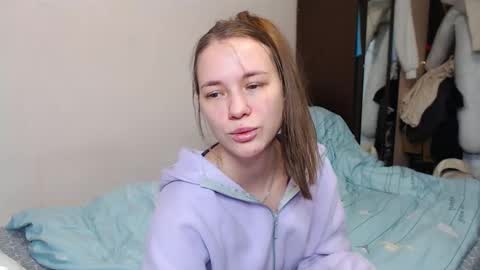 leila_bambi online show from 02/19/25, 10:42