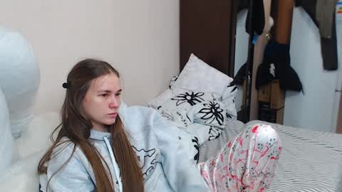 leila_bambi_ online show from 12/26/24, 03:16