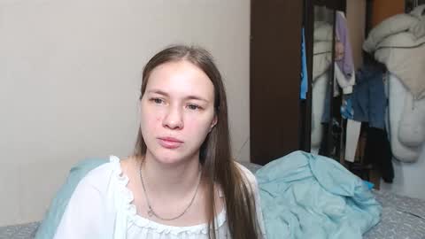 leila_bambi_ online show from 02/12/25, 12:16