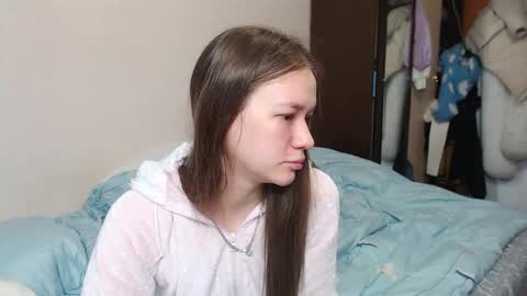 leila_bambi_ online show from 02/12/25, 04:33