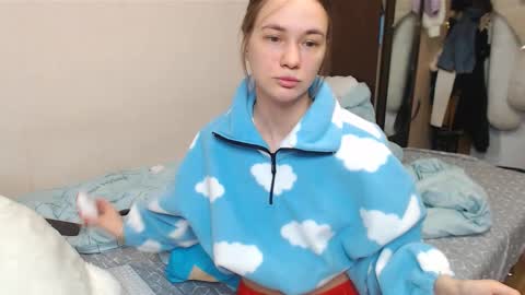 leila_bambi_ online show from 02/13/25, 08:24